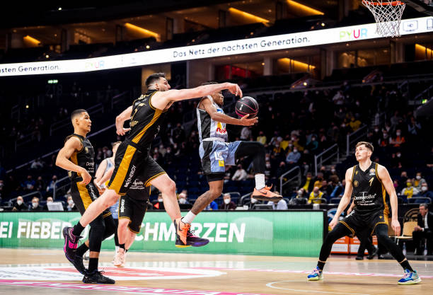 场场均观众 场场均观众