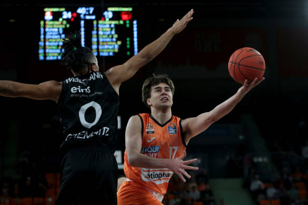 也将让本土 也将让本土